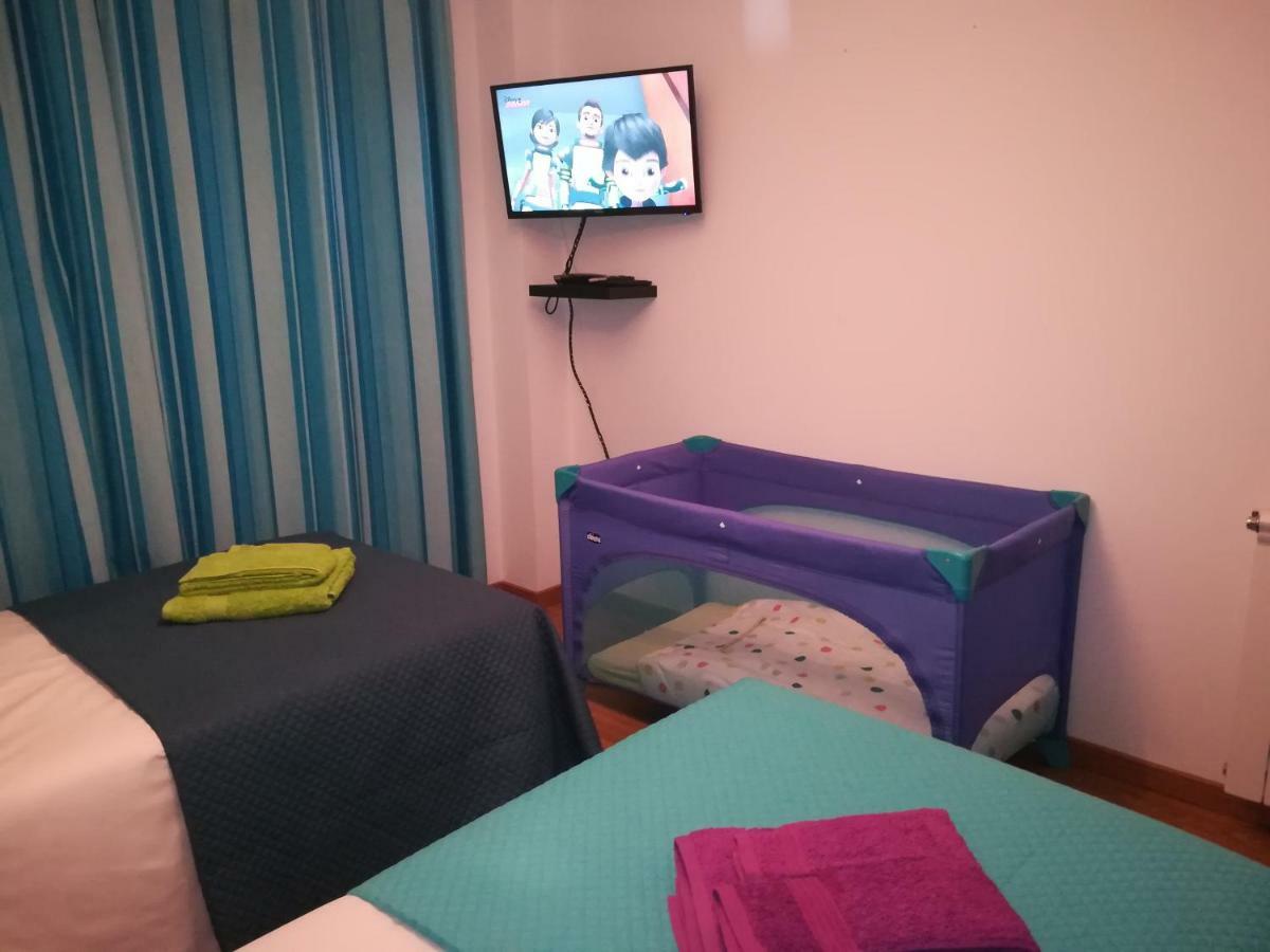 Apartamento Bayside - サン・マルティーニョ・ド・ポルト エクステリア 写真